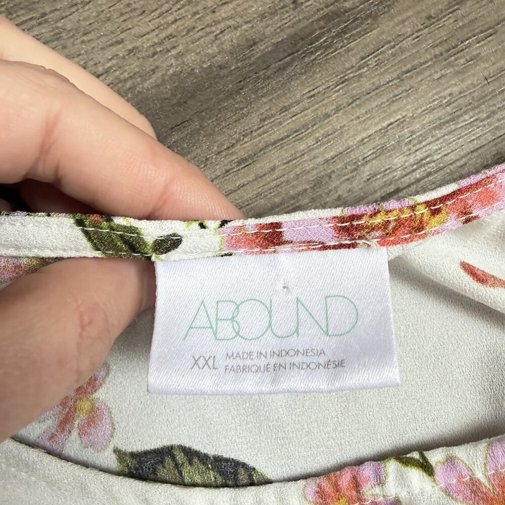 Abound Floral Tank Top Xxl - Picture 2 of 3